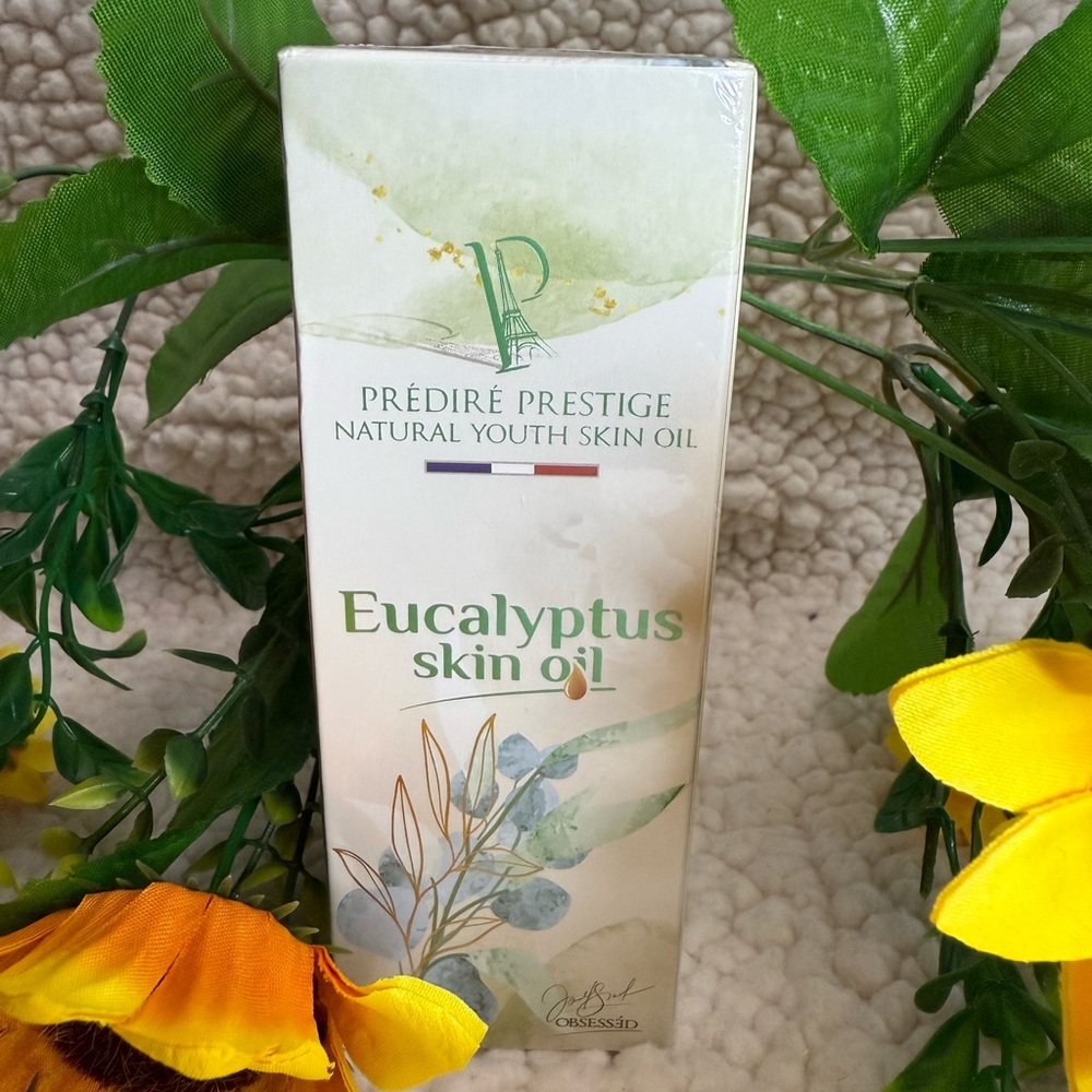 Eucalyptus Skin Oil - White and Green